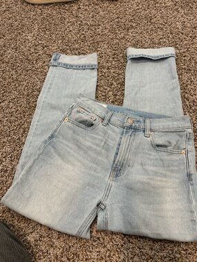 GAP Light Blue '90s Straight High Rise Jeans (reg length)